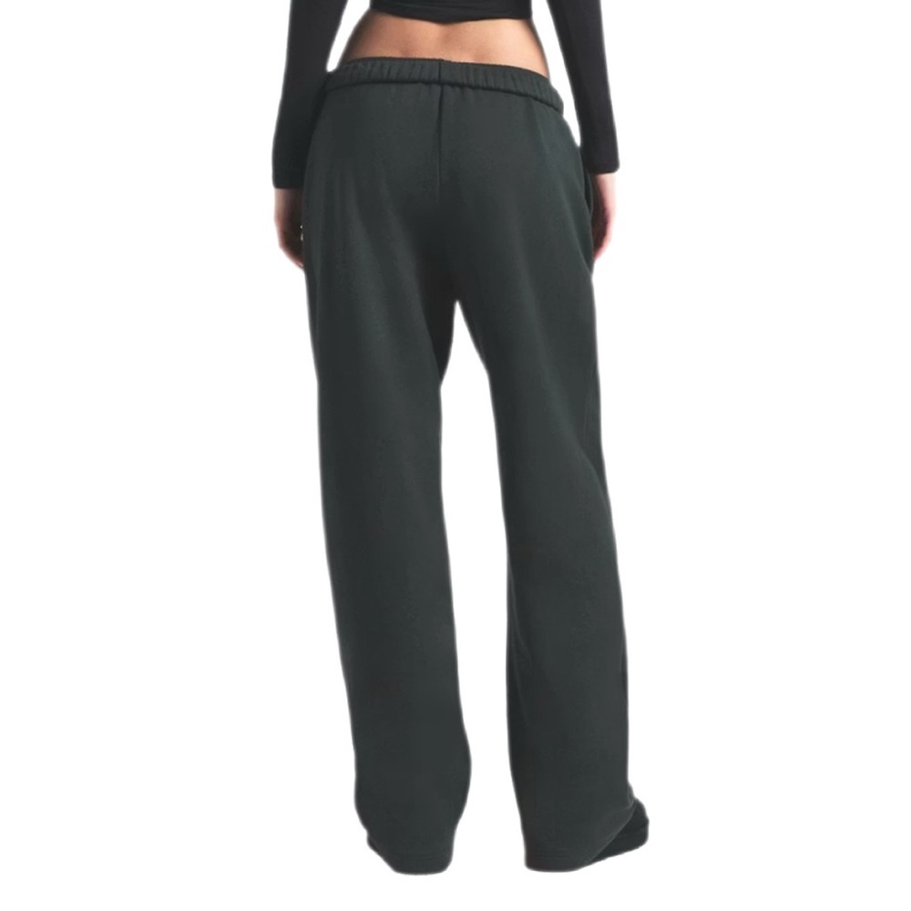 SKIMS Cotton Fleece Straight Leg Sweatpants Spruce NWT Small Medium - Picture 2 of 10